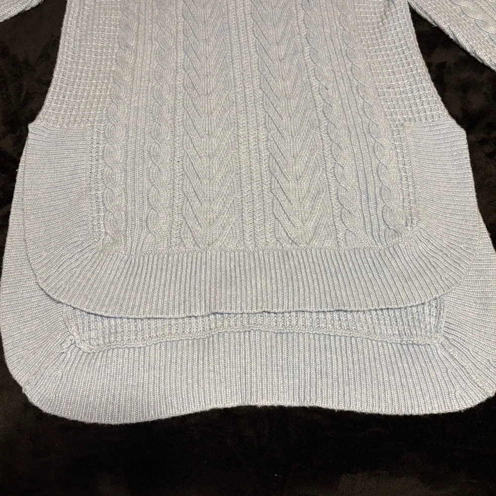 J. Crew Women’s Light Blue Cable Knit Sweater SZ L